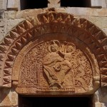 Armenia portale madonna con bambino